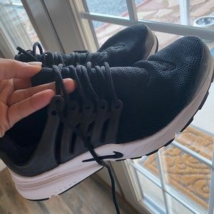 Nike Prestos